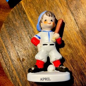 Baseball Player with Ball & Bat - Vintage Lefton Hand Painted Figurine    Taiwan